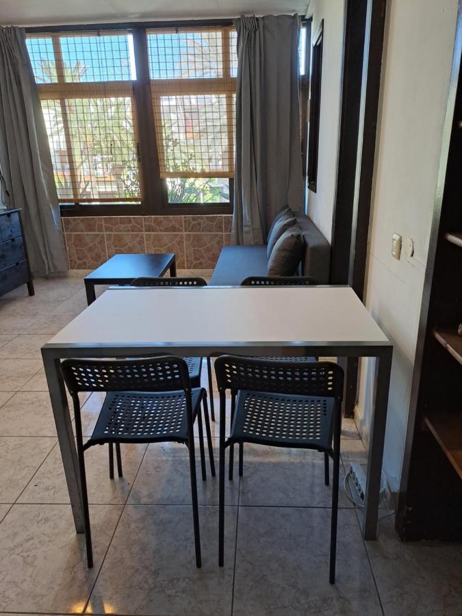 Primavera appartement tot 6 personen. Arona  Extérieur photo